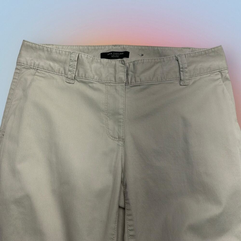 ANN TAYLOR Women’s 2P Capri Khaki Pant